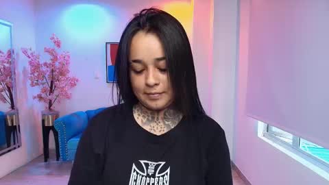 Rousse  online show from December 1, 2025, 7:41 pm