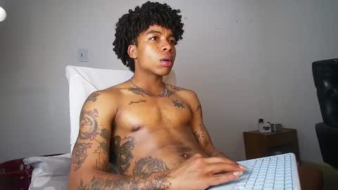 black_tentationx online show from February 8, 2025, 7:59 am