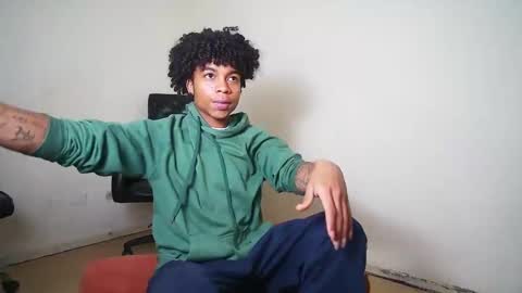 black_tentationx online show from March 7, 2025, 3:29 am