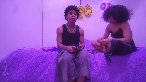 Snapshot of black_tentationx chatting on April 28, 2026, 4:39 am black_tentationx online show from April 28, 2026, 4:39 am