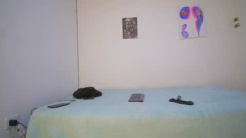 black_tentationx online show from June 17, 2026, 4:37 am