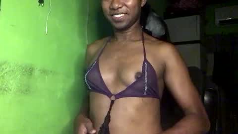 Crystal online show from September 12, 2025, 3:28 am