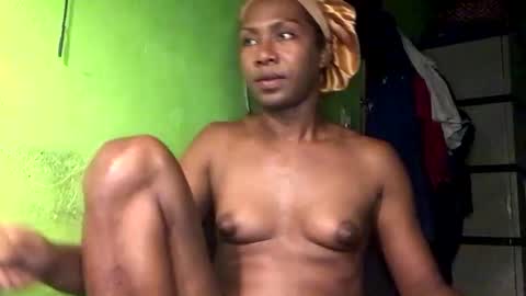 Crystal online show from September 28, 2025, 2:22 pm