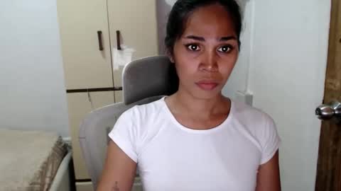 Snapshot of blackbarbiesavanna_23 chatting on April 1, 2026, 1:41 pm savanna online show from April 1, 2026, 1:41 pm