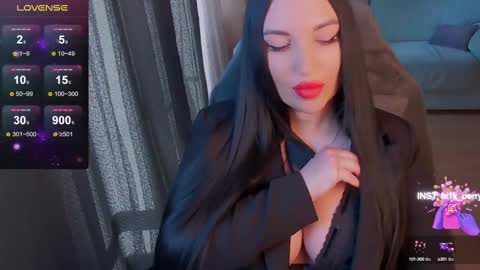 blackberry_star online show from February 24, 2025, 7:11 am