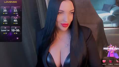 blackberry_star online show from March 8, 2025, 8:44 am