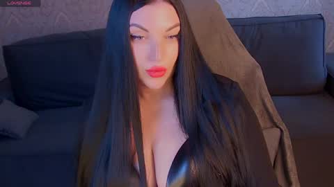Snapshot of blackberry_star chatting on May 9, 2026, 7:35 am blackberry_star online show from May 9, 2026, 7:35 am