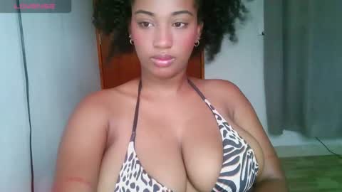 Snapshot of blackitybae chatting on August 6, 2026, 2:08 pm Shophie White online show from August 6, 2026, 2:08 pm