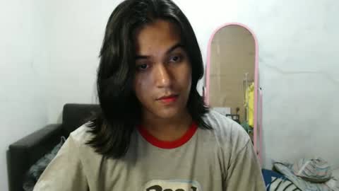 Ellez online show from December 4, 2024, 6:17 pm