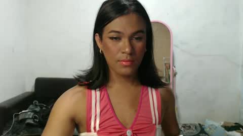 Ellez online show from February 4, 2025, 5:23 pm