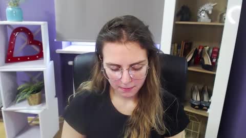 Z O E Y online show from February 17, 2025, 10:07 am