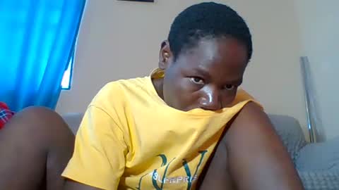 Snapshot of blacksexygal chatting on June 1, 2026, 9:22 am SARAH online show from June 1, 2026, 9:22 am