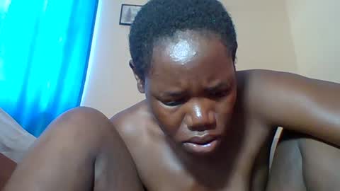 Snapshot of blacksexygal chatting on June 12, 2026, 7:18 am SARAH online show from June 12, 2026, 7:18 am