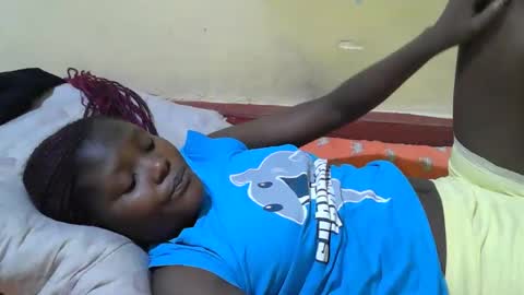 blackslim_girl2 online show from September 25, 2025, 11:19 pm