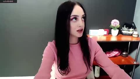 Ivy online show from December 2, 2024, 1:24 pm