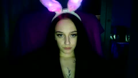 Ivy online show from January 12, 2025, 10:01 pm