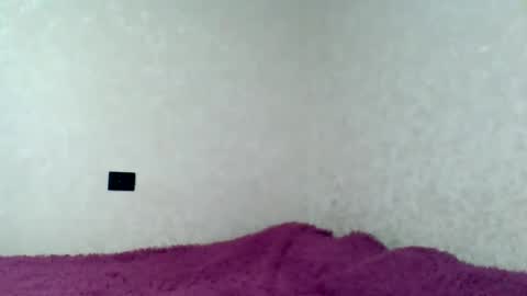 Ivy online show from February 24, 2025, 7:52 pm