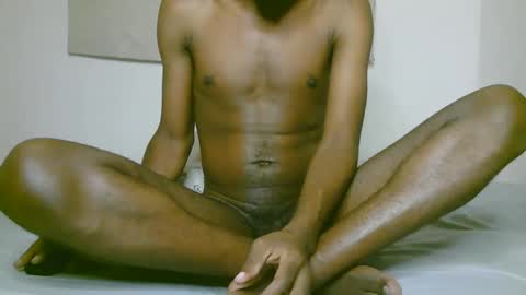 HASSAN online show from October 31, 2025, 11:50 pm