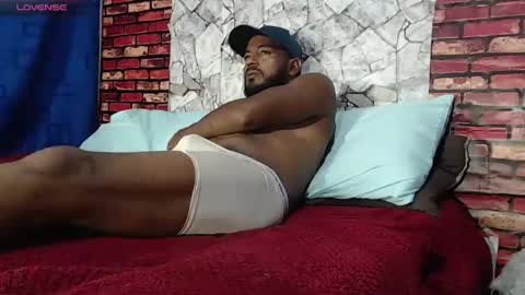 Snapshot of blade_foxx chatting on April 28, 2026, 2:38 am Richard online show from April 28, 2026, 2:38 am