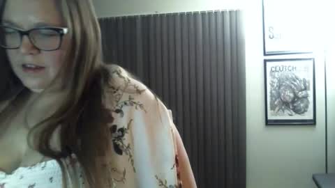 bladesizzo3111 online show from January 16, 2025, 7:38 am