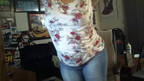 bladesizzo3111 online show from February 23, 2025, 8:06 am