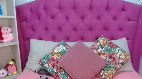 blaiir_moon online show from November 11, 2025, 7:14 pm