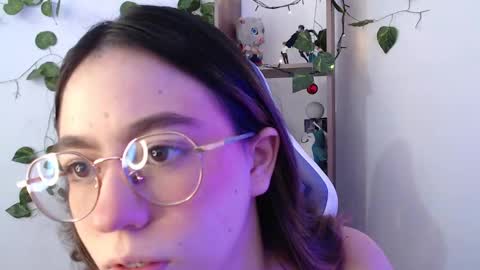   online show from February 7, 2025, 12:06 pm