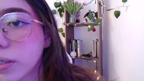   online show from February 14, 2025, 12:14 pm