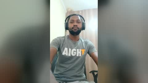 blakchiise online show from June 3, 2026, 4:04 am