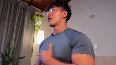 Blake Levi  Independent Model online show from February 22, 2025, 11:46 pm