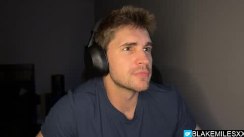 Snapshot of blakemiles2 chatting on May 26, 2026, 2:29 am Blake Miles online show from May 26, 2026, 2:29 am