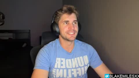 Snapshot of blakemiles2 chatting on May 27, 2026, 2:30 am Blake Miles online show from May 27, 2026, 2:30 am