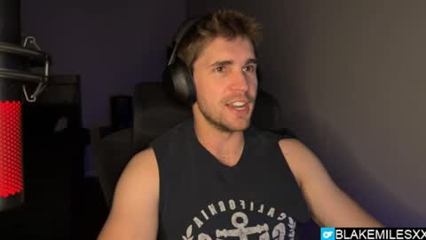Snapshot of blakemiles2 chatting on May 28, 2026, 3:26 am Blake Miles online show from May 28, 2026, 3:26 am