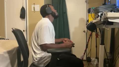 Blackjag00 online show from November 2, 2025, 6:49 am