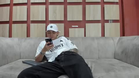 The Best Models online show from February 19, 2025, 8:31 pm