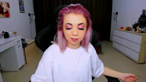 Nicole online show from January 7, 2025, 3:57 am