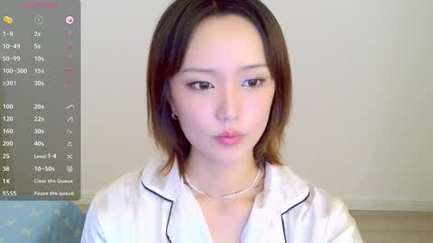 YoYo online show from September 27, 2025, 7:46 am