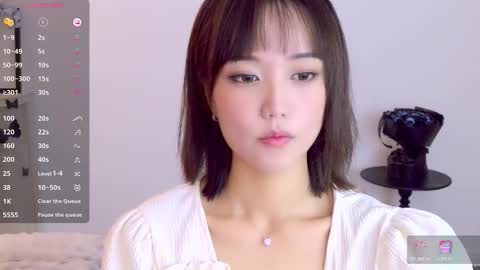 YoYo online show from November 4, 2025, 6:01 am