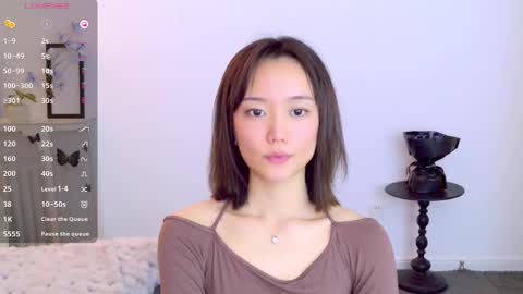 YoYo online show from November 21, 2025, 5:39 am