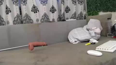 blonddaiana23 online show from April 9, 2026, 6:19 am