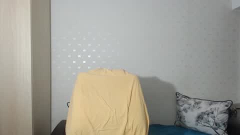 Mr Blond online show from March 7, 2025, 8:33 pm