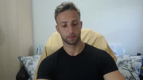 Mr Blond online show from September 9, 2025, 3:22 pm