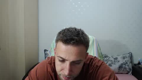 Mr Blond online show from December 3, 2025, 8:29 pm