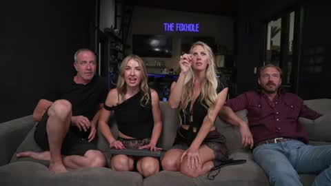 Snapshot of blondefoxsilverfox chatting on June 27, 2026, 1:32 am blondefoxsilverfox online show from June 27, 2026, 1:32 am