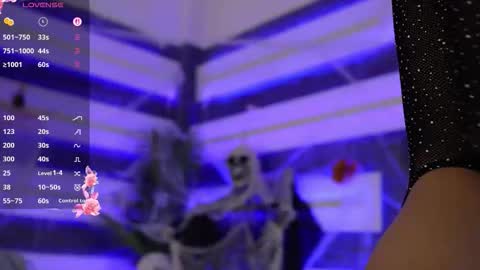 Snapshot of blondie_muller chatting on November 3, 2025, 9:48 pm blondie_muller online show from November 3, 2025, 9:48 pm