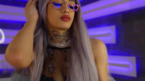 Snapshot of blondie_muller chatting on November 26, 2025, 8:54 pm blondie_muller online show from November 26, 2025, 8:54 pm