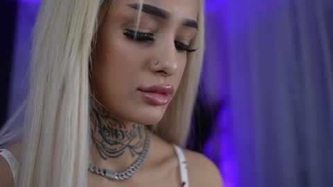 Snapshot of blondie_muller chatting on February 25, 2026, 8:51 pm blondie_muller online show from February 25, 2026, 8:51 pm