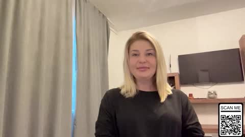 blondie_xoxoxo online show from October 7, 2025, 8:22 am