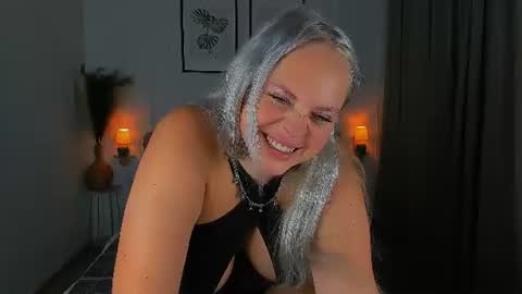 Nikolla online show from July 18, 2026, 1:59 pm
