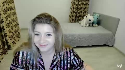 blondysarah online show from March 4, 2026, 11:00 pm